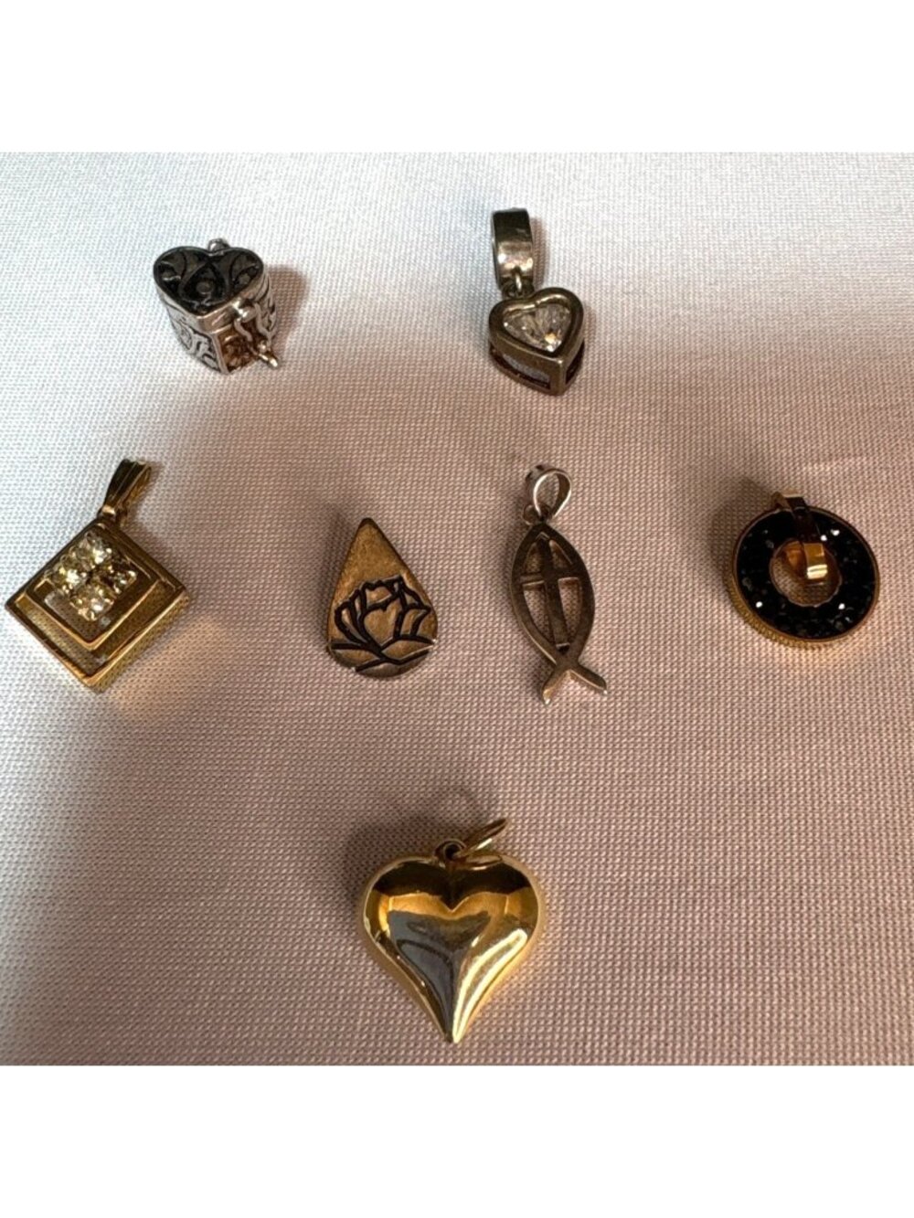 Lot of 7 Vintage Pendants Sterling Silver & Gold Tone Silver 925 Prayer Box - Picture 1 of 16